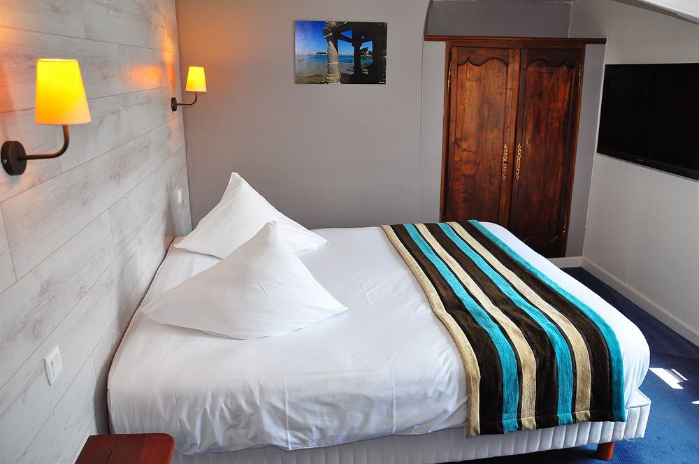 Hotel Des Rochers Perros-Guirec Exterior photo